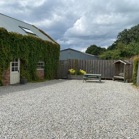 The Brick Barn, Drewsteignton Apartamento Exeter Exterior foto